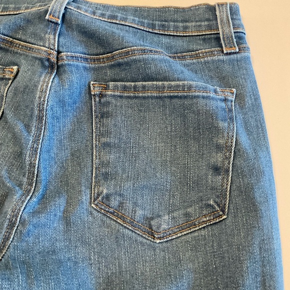 J Brand High Rise Blue Denim Flare Leg Jeans with Stretch, Size 26 - Picture 12 of 16